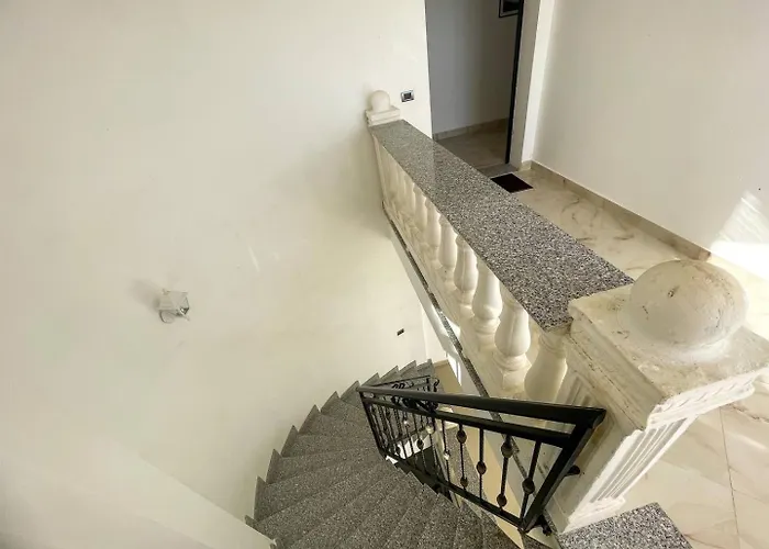 Dhoma Plazhi Parajsa *