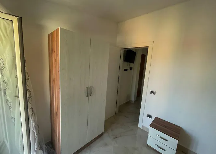 Apartmanhotel Dhoma Plazhi Parajsa *